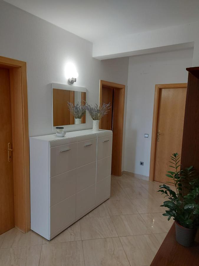 Apartman Mb Podstrana Buitenkant foto