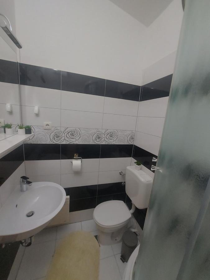 Apartman Mb Podstrana Buitenkant foto